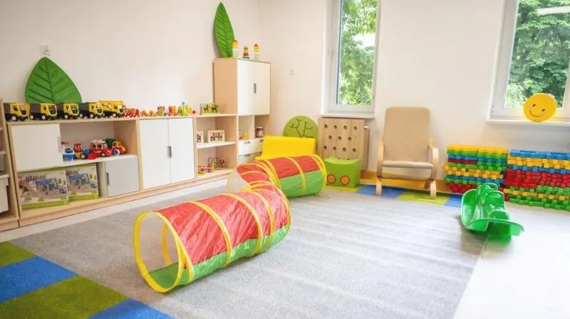 Jak zminimalizować stres i łzy dziecka podczas pierwszych dni w żłobku?