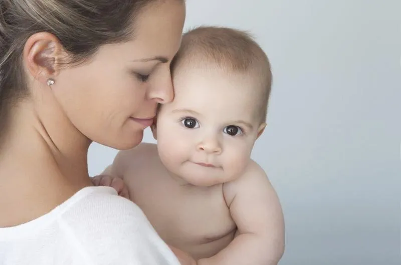 Kiedy dziecko jest niemowlakiem? Wiek i etapy rozwoju