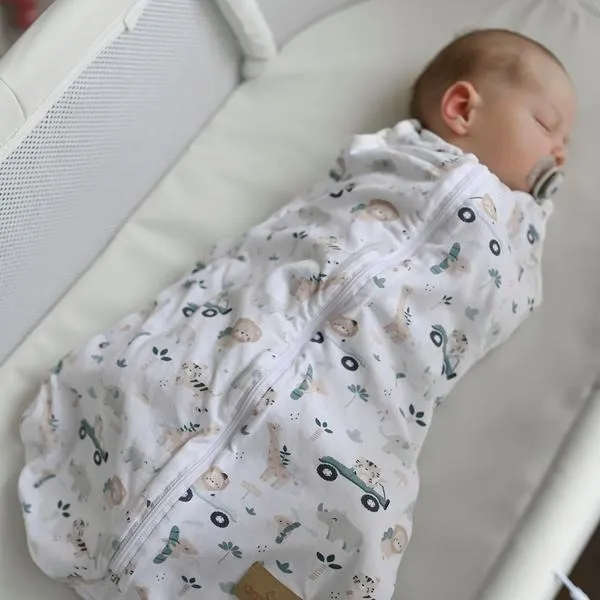 Spokojny sen: Przewodnik po bezpiecznym otulaniu dziecka otulaczem krok po kroku
