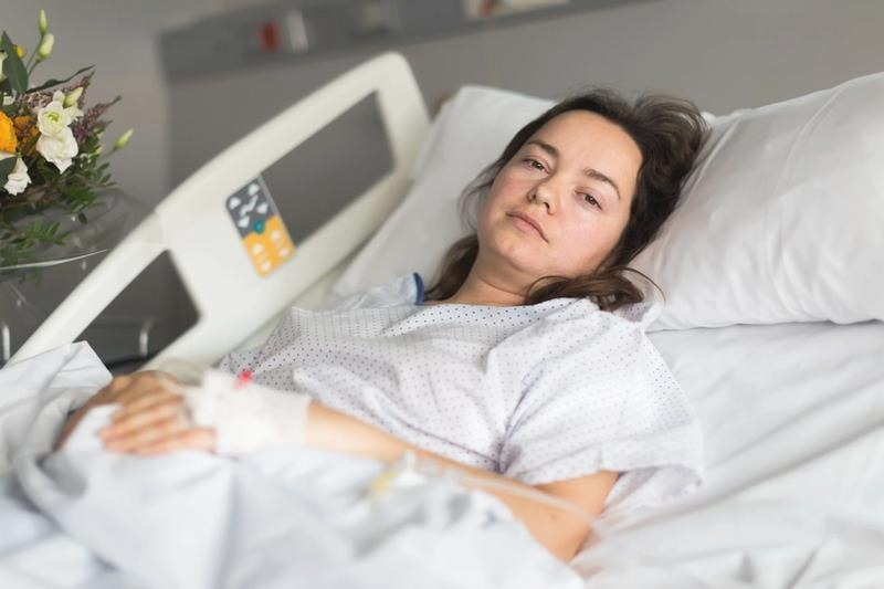 Zapalenie macicy po porodzie – objawy, których nie warto ignorować